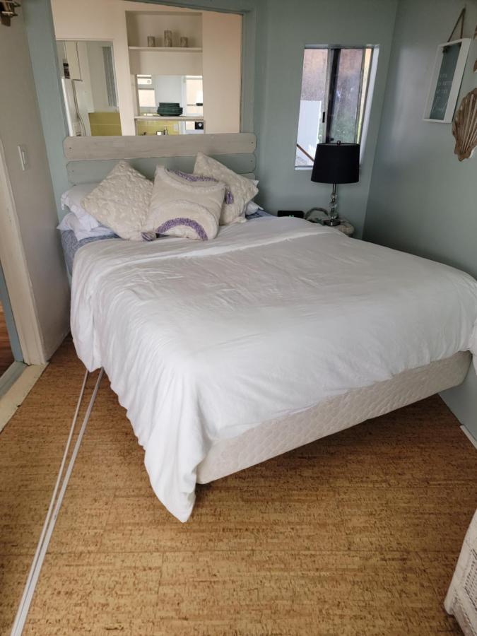 Beachfront Cottage Upper Unit Oceanside Luaran gambar